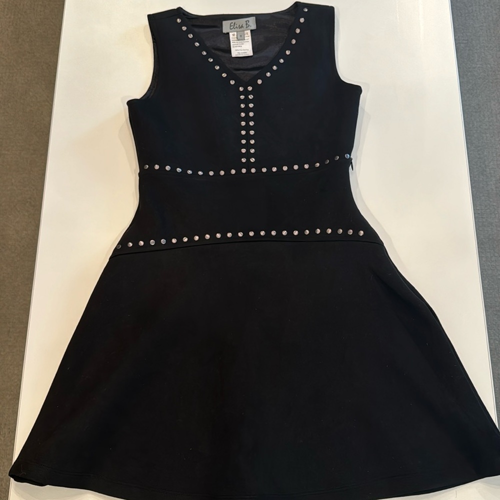 Elisa B black dress
